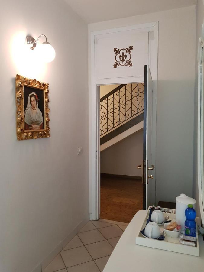 Hotel Villa Pagoda Sirmione Esterno foto