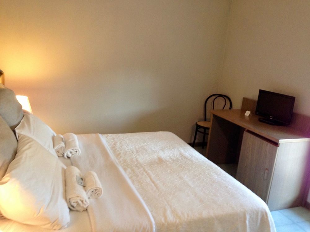 Hotel Villa Pagoda Sirmione Esterno foto